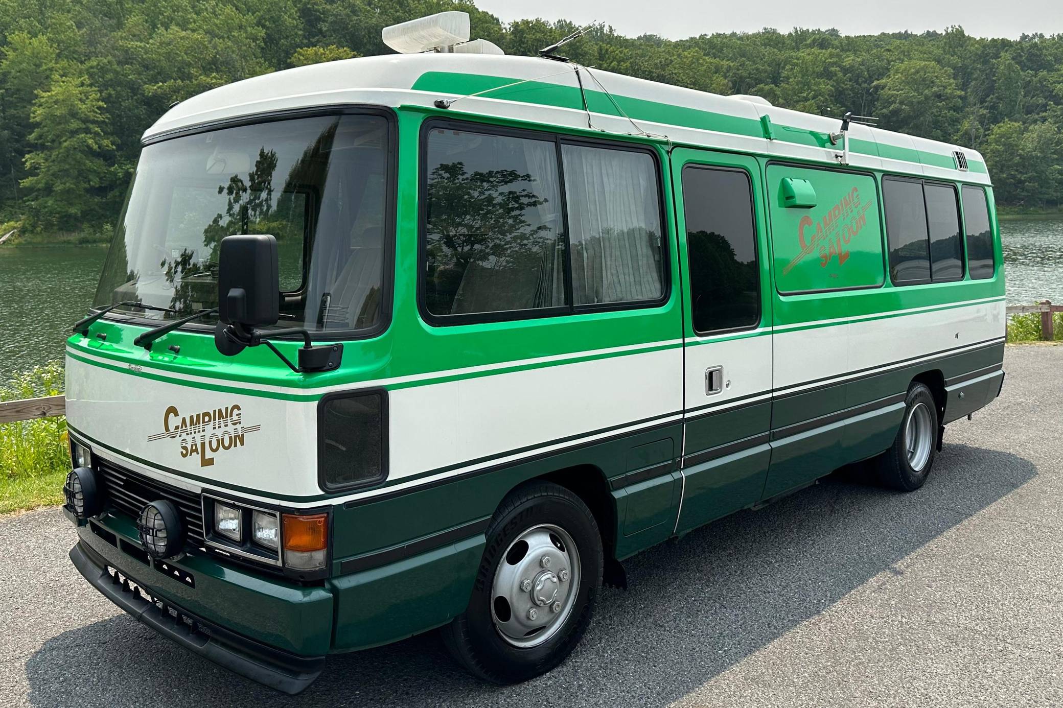 1991 Toyota Coaster sold at auction for $13,000