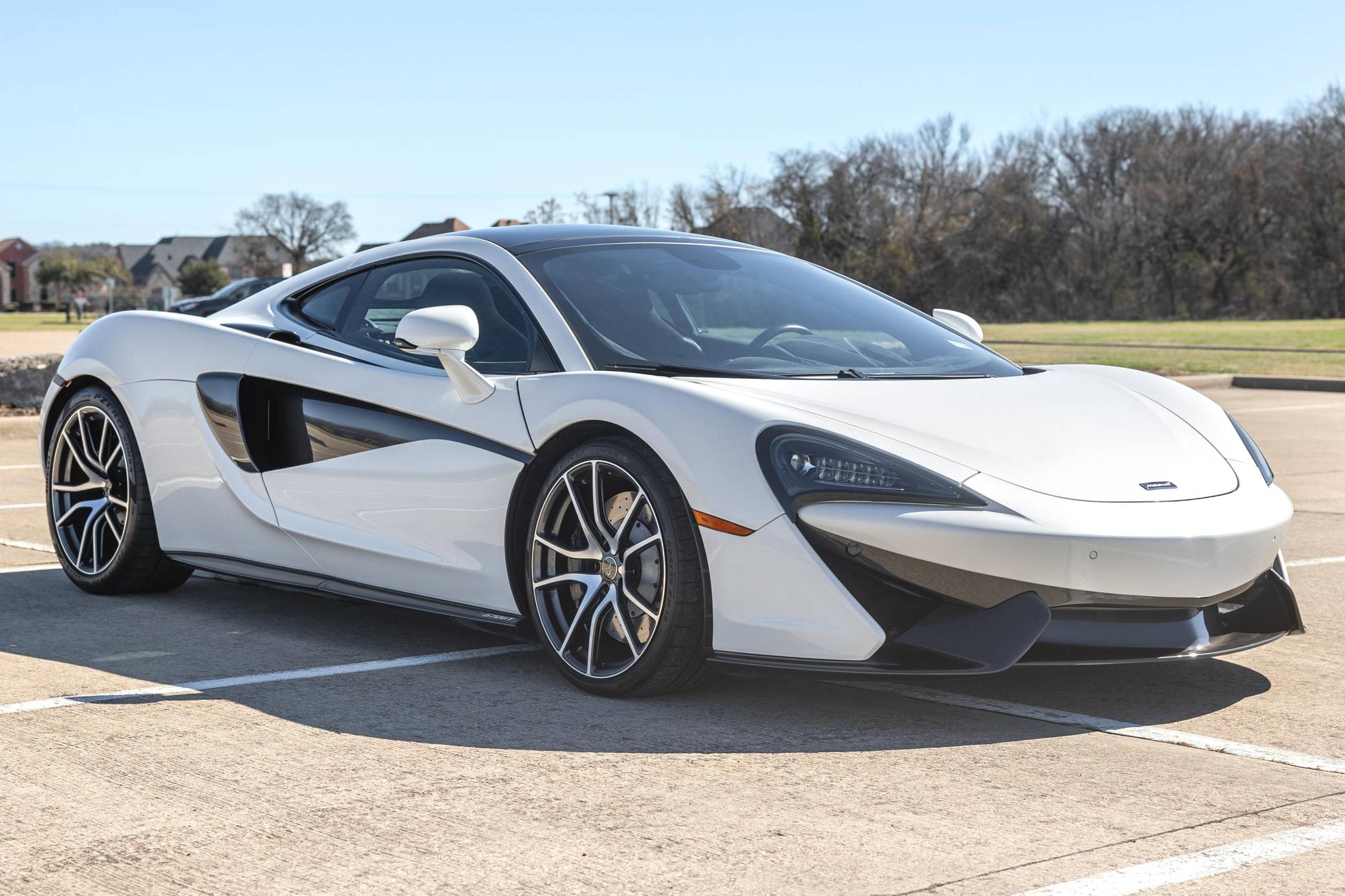 2017 McLaren 570GT sold at auction for $113,500