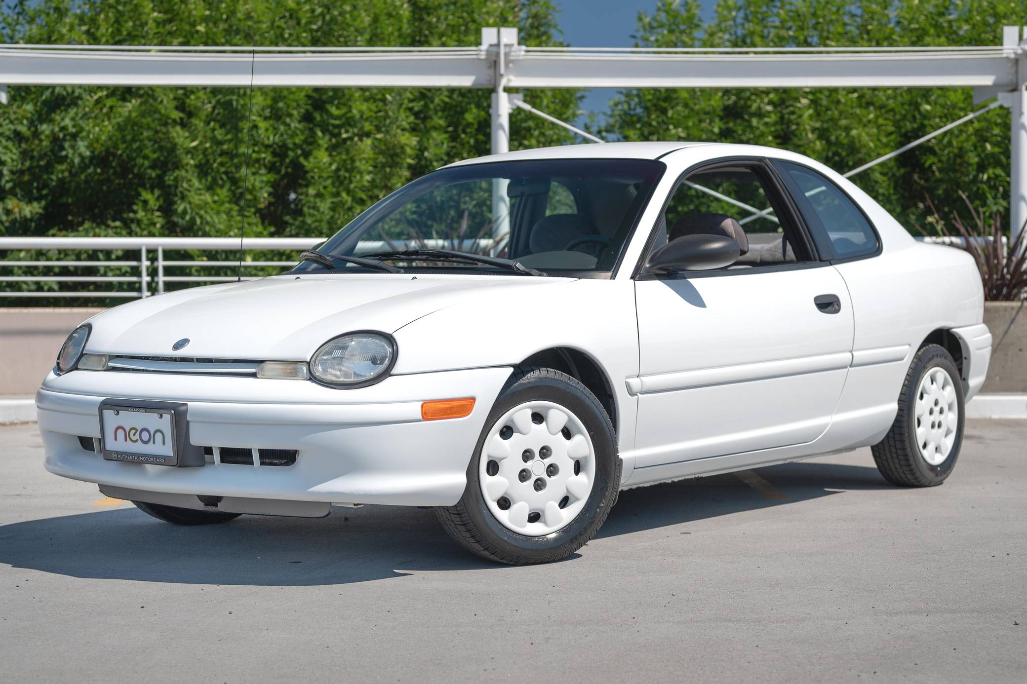 1998 Plymouth Neon sold at auction for $6,100