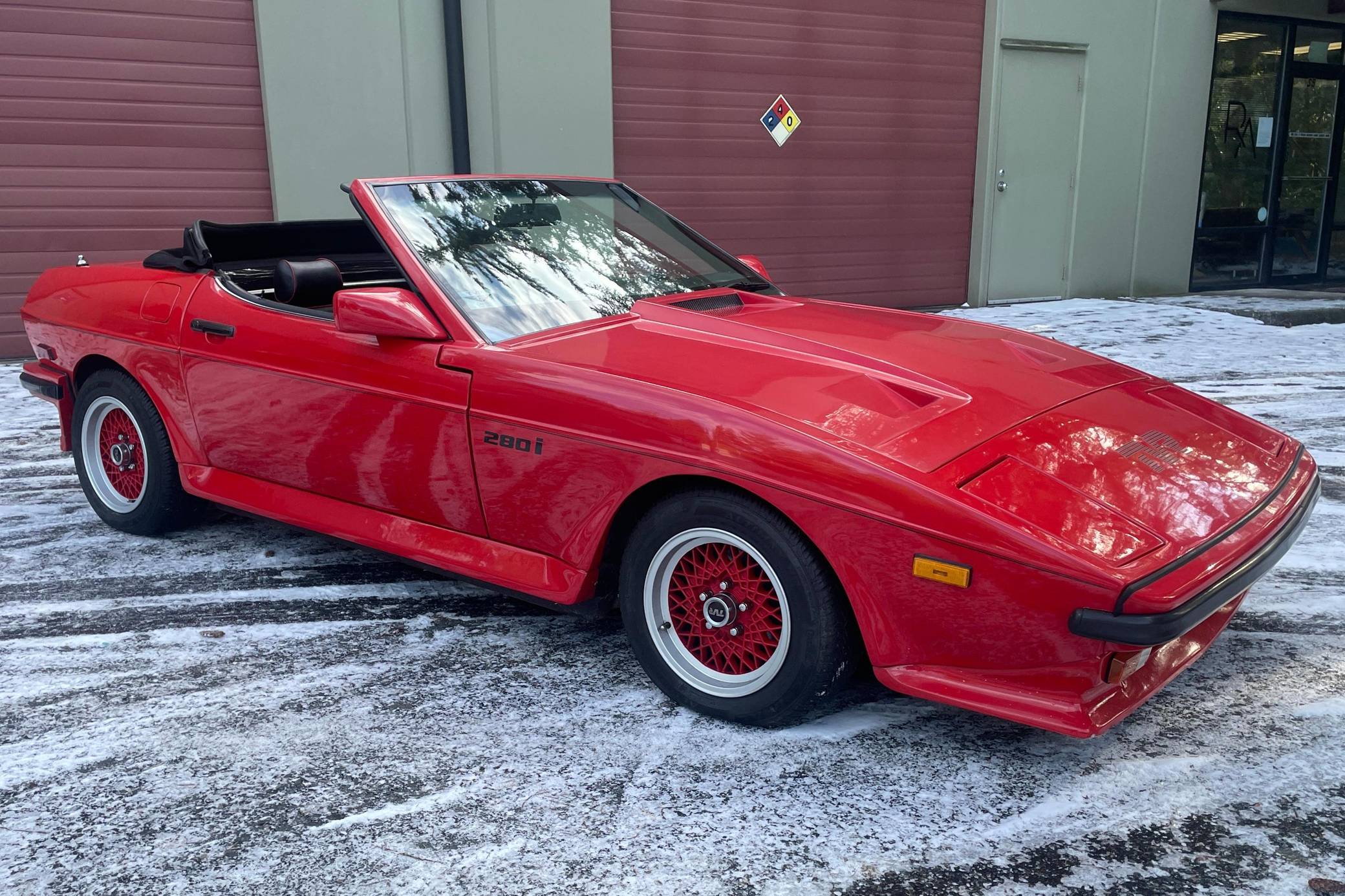 1986 TVR Tasmin 280i sold at auction for $9,600