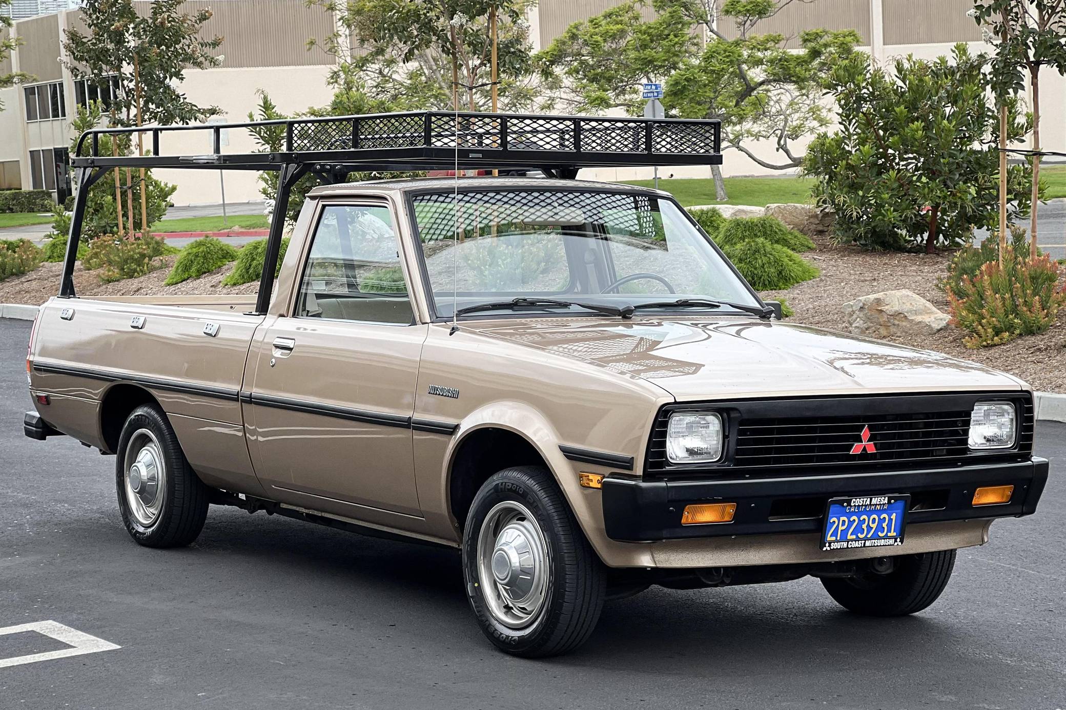 1985 Mitsubishi Mighty Max sold at auction for $9,500