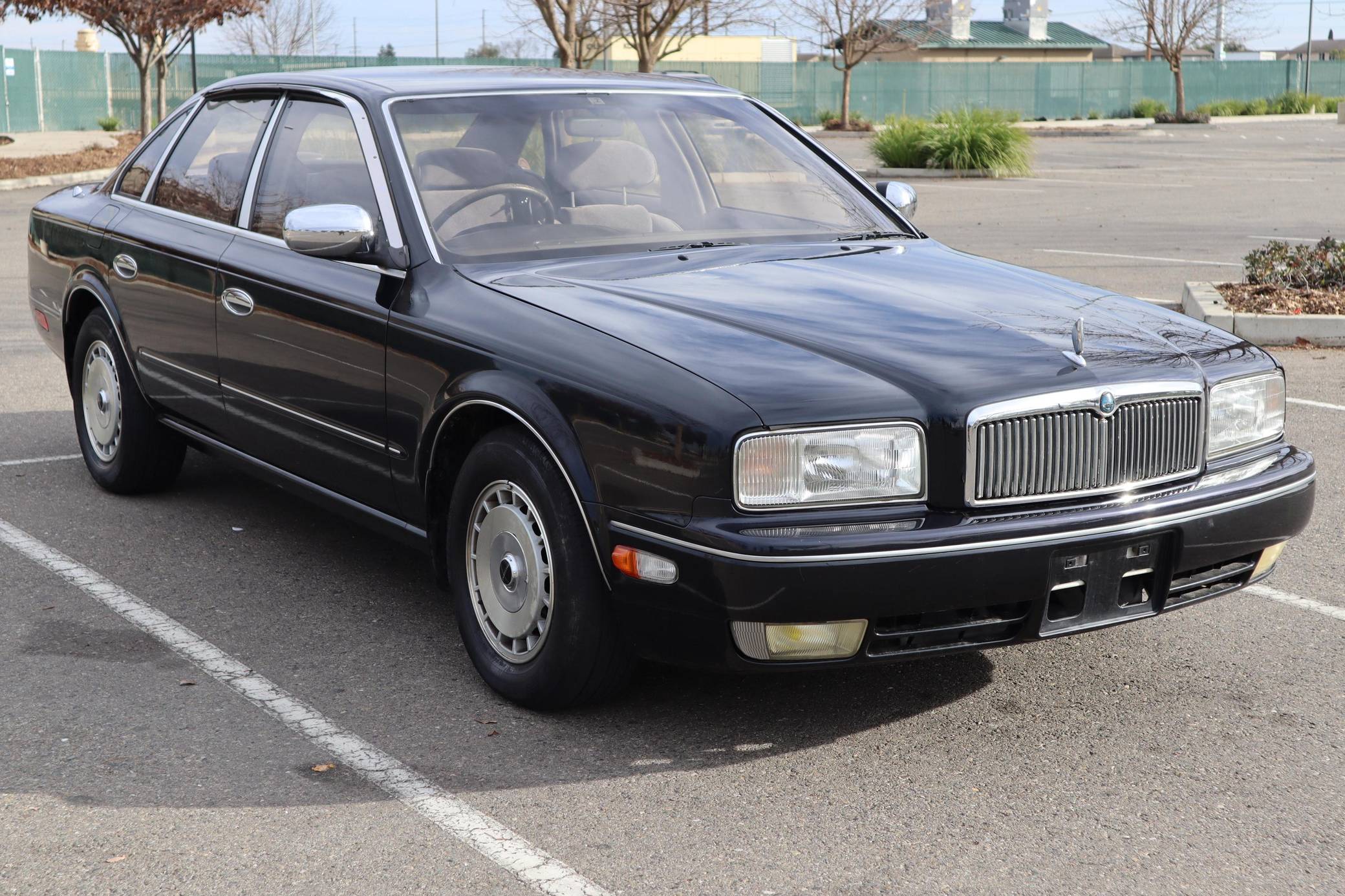 1997 Nissan President sold at auction for $5,100