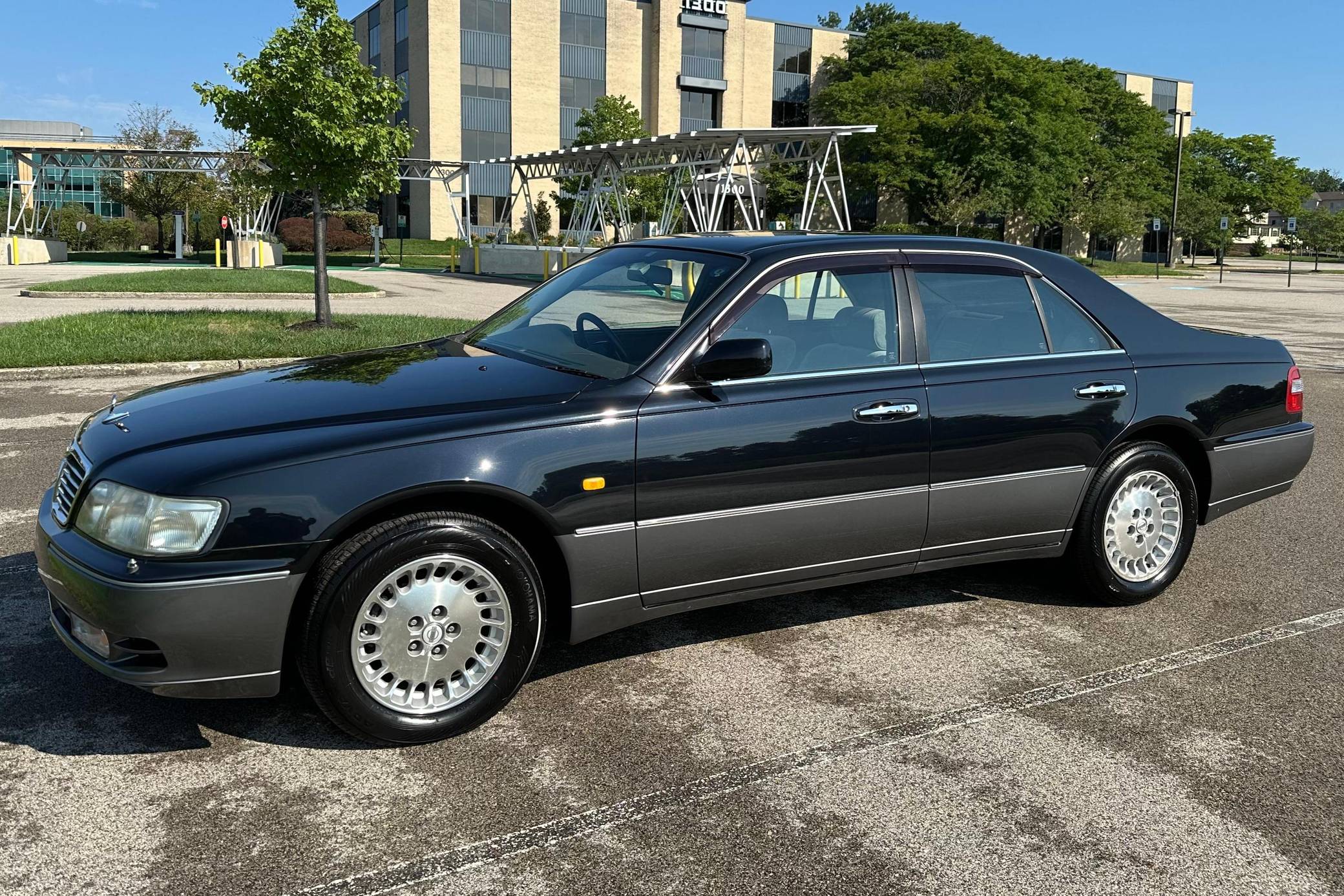 1996 Nissan Cima sold at auction for $5,800