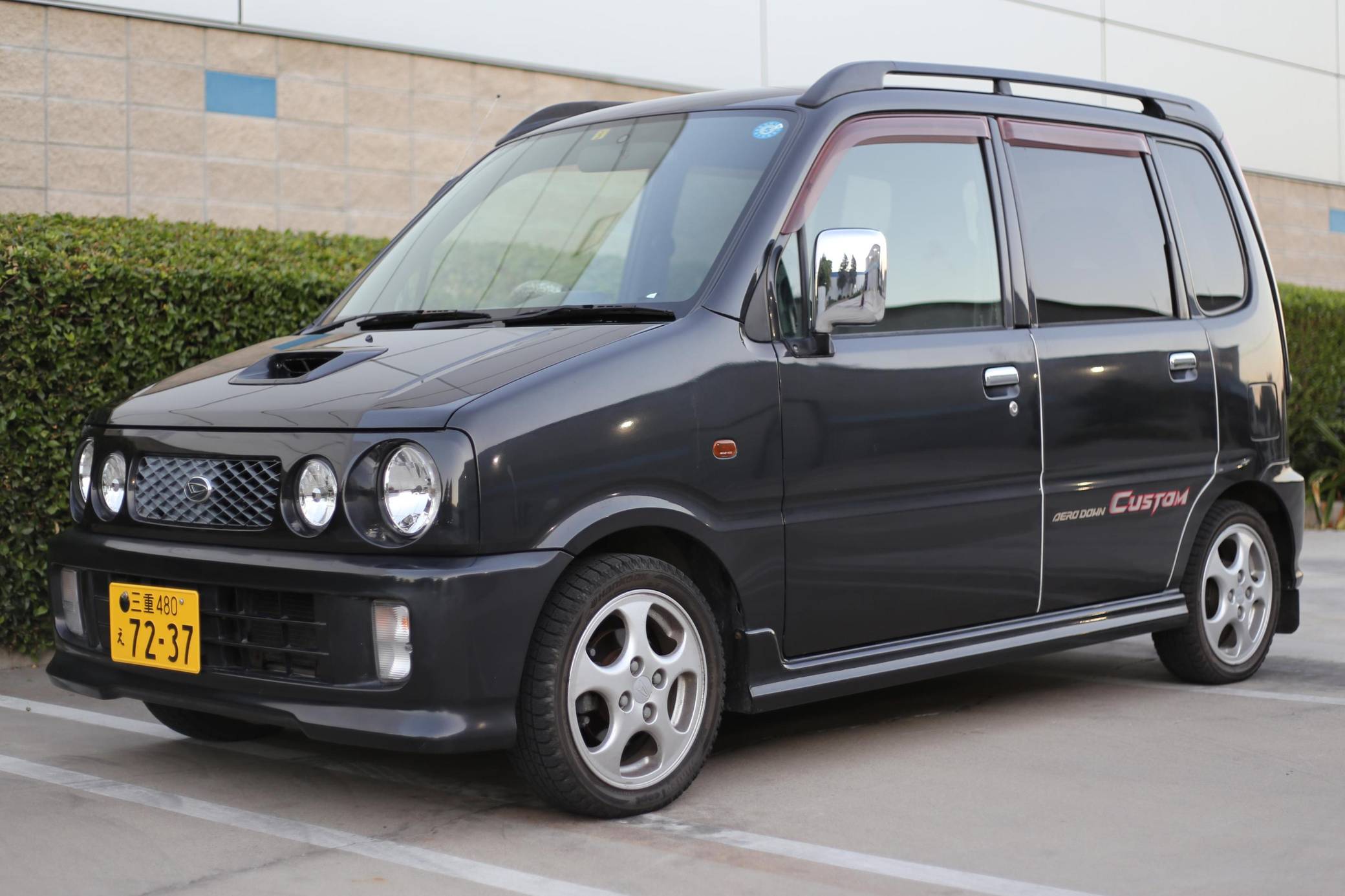 1999 Daihatsu Move sold at auction for $5,800