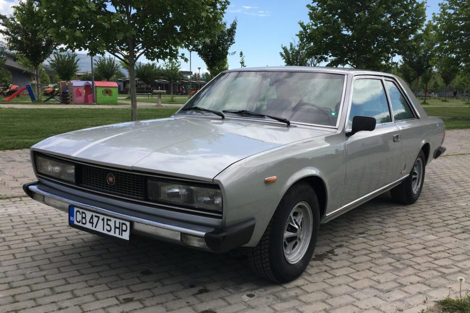 1974 Fiat 130 sold at auction for $7,700