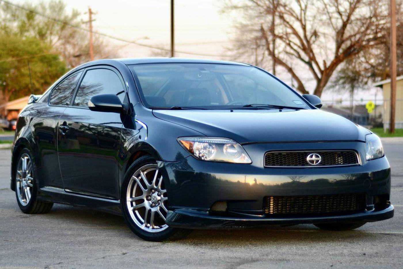 2006 Scion tC sold at auction for $6,000