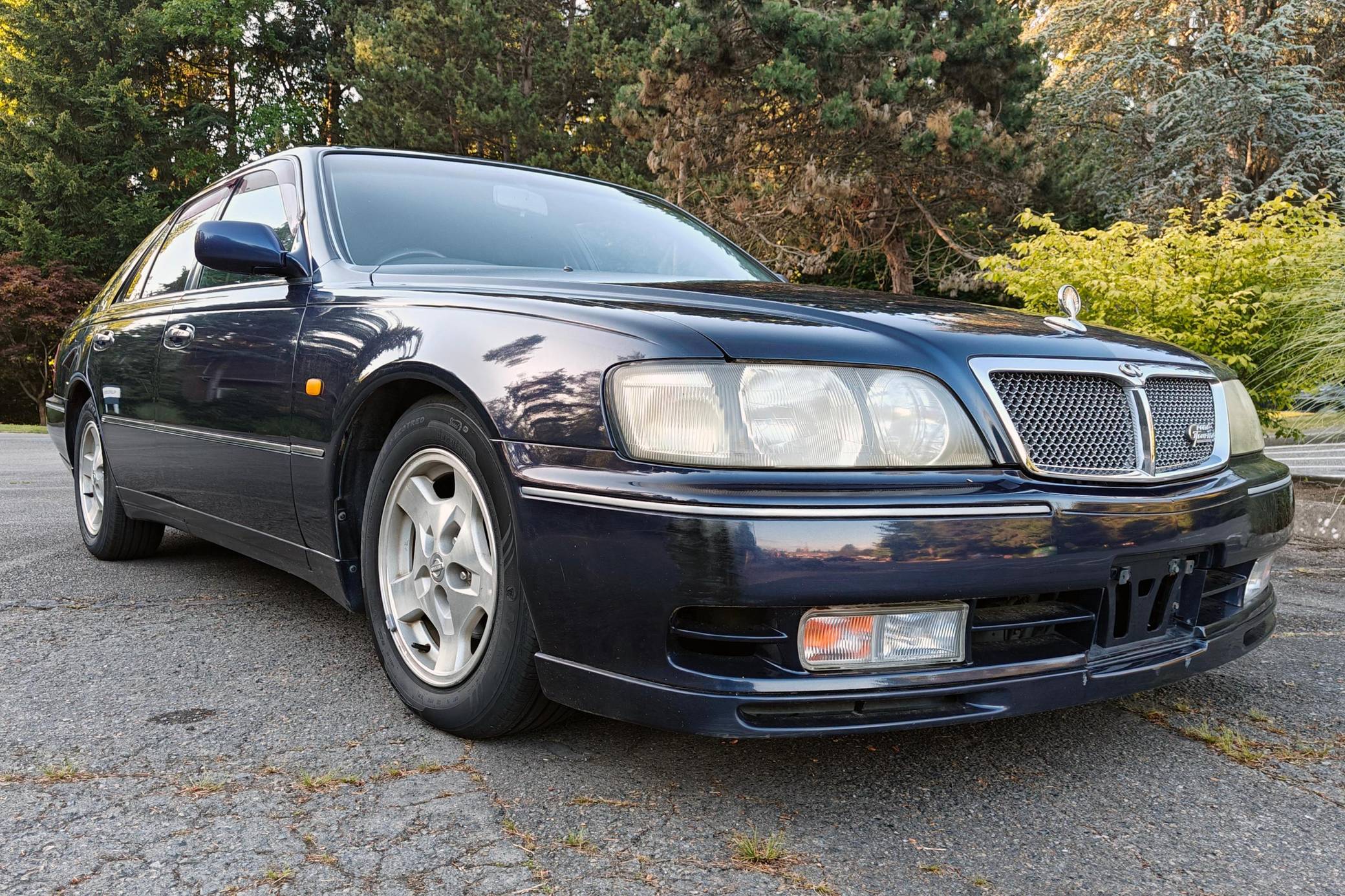 1997 Nissan Cima sold at auction for $5,500
