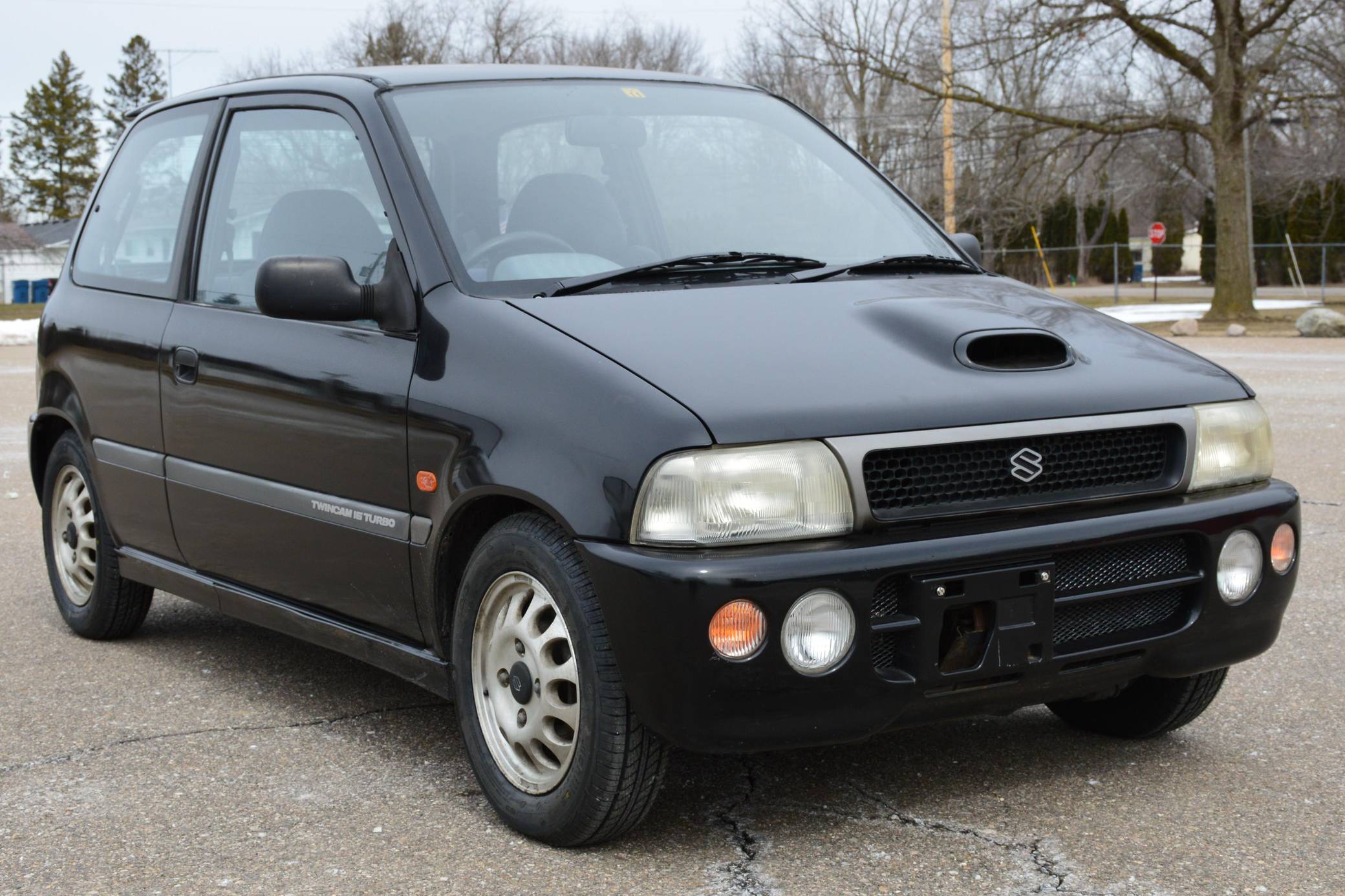 1994 Suzuki Cervo sold at auction for $4,400