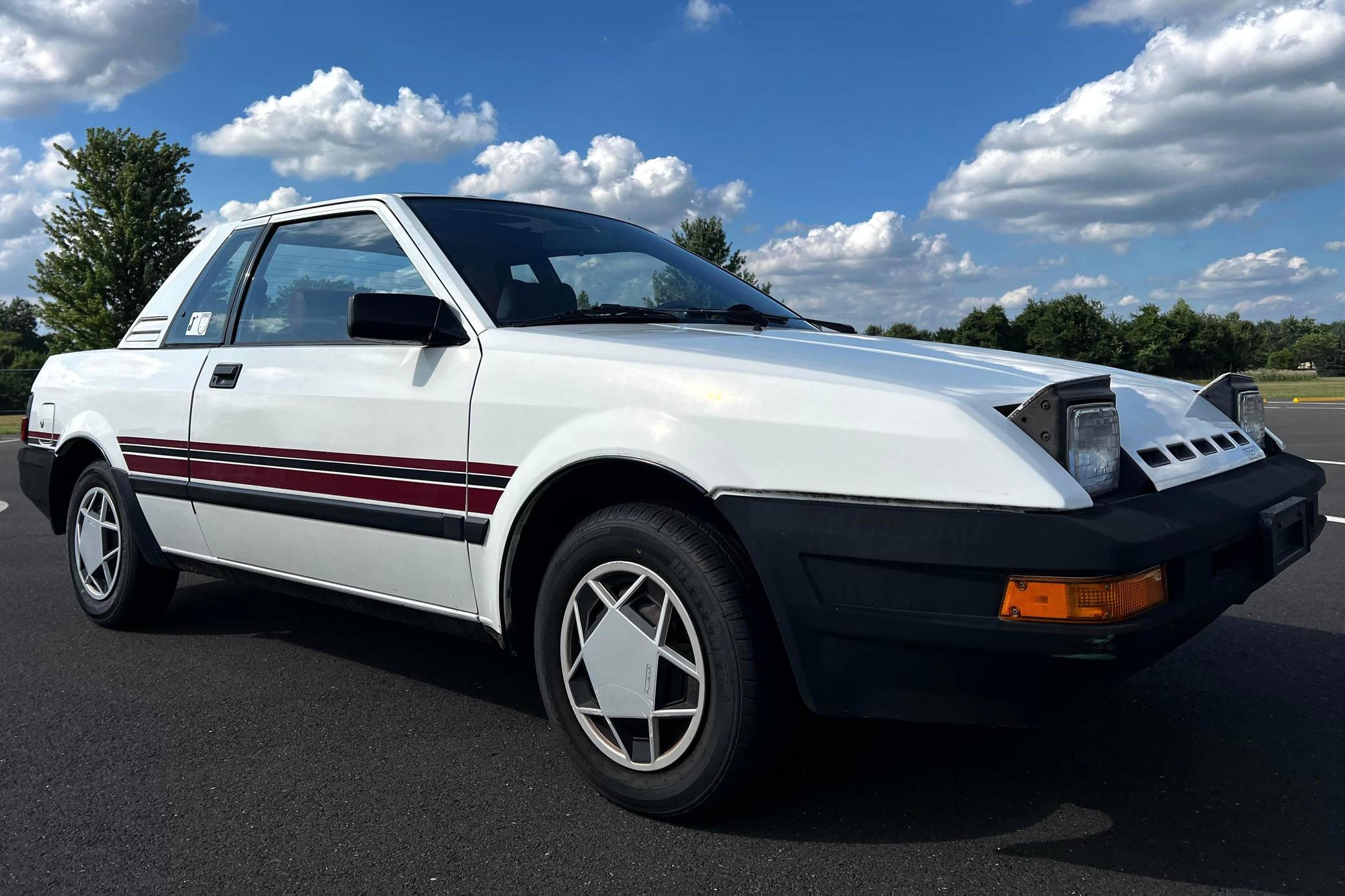 1984 Nissan Pulsar sold at auction for $5,000
