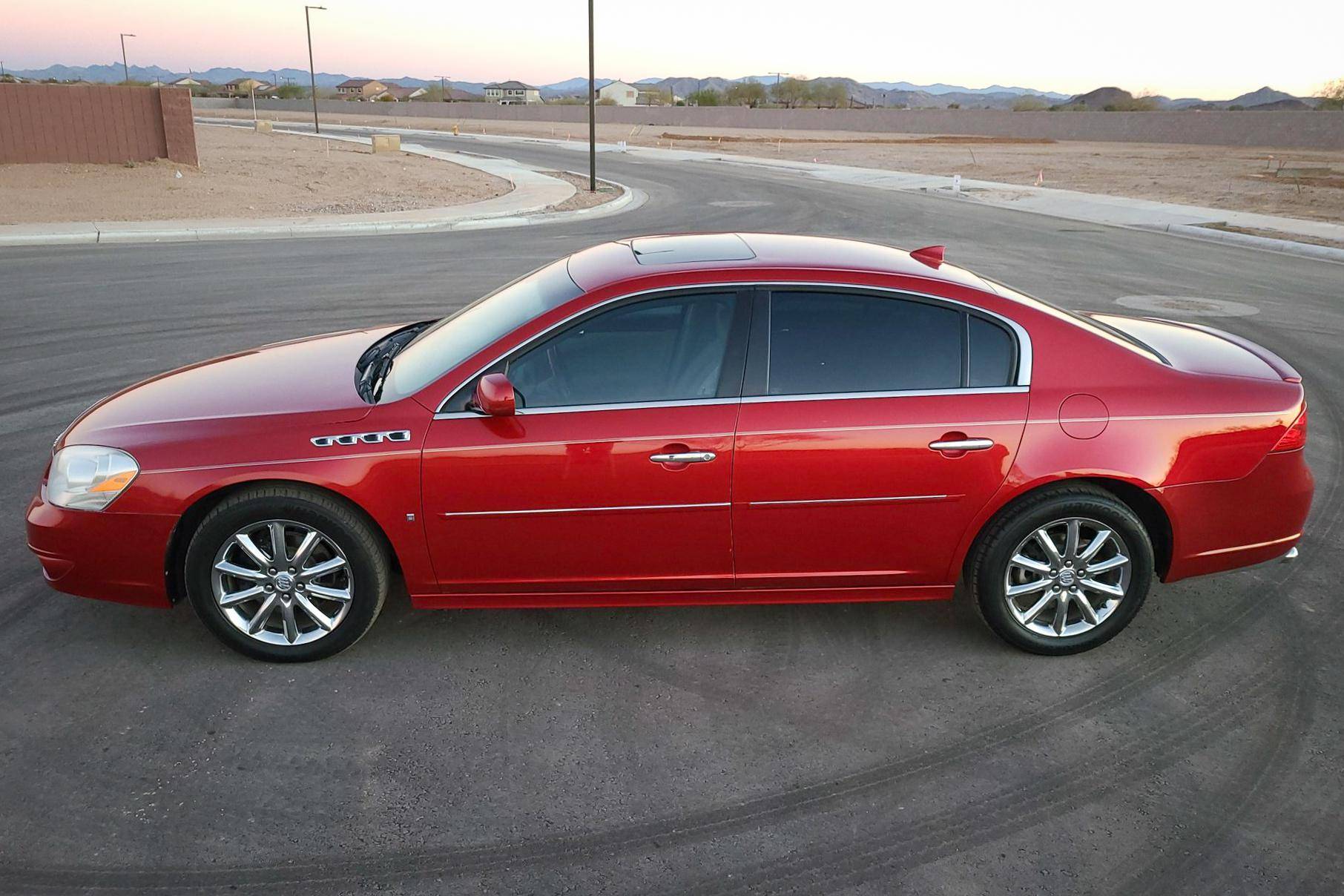 2010 Buick Lucerne sold at auction for $5,100