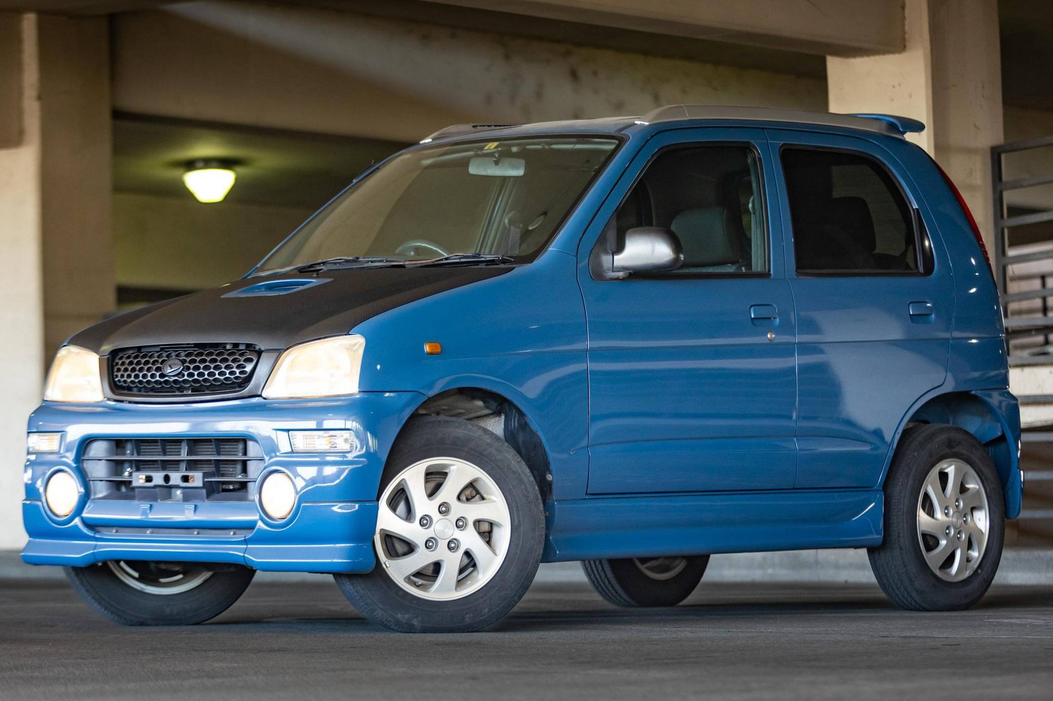 1998 Daihatsu Terios sold at auction for $4,900