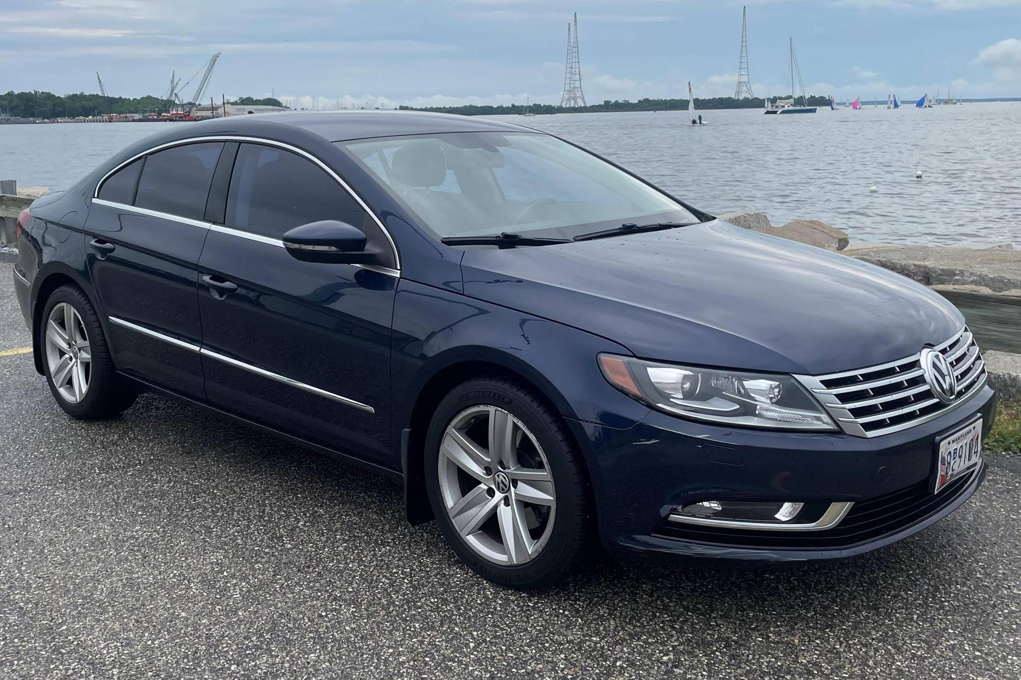2013 Volkswagen CC sold at auction for $6,100