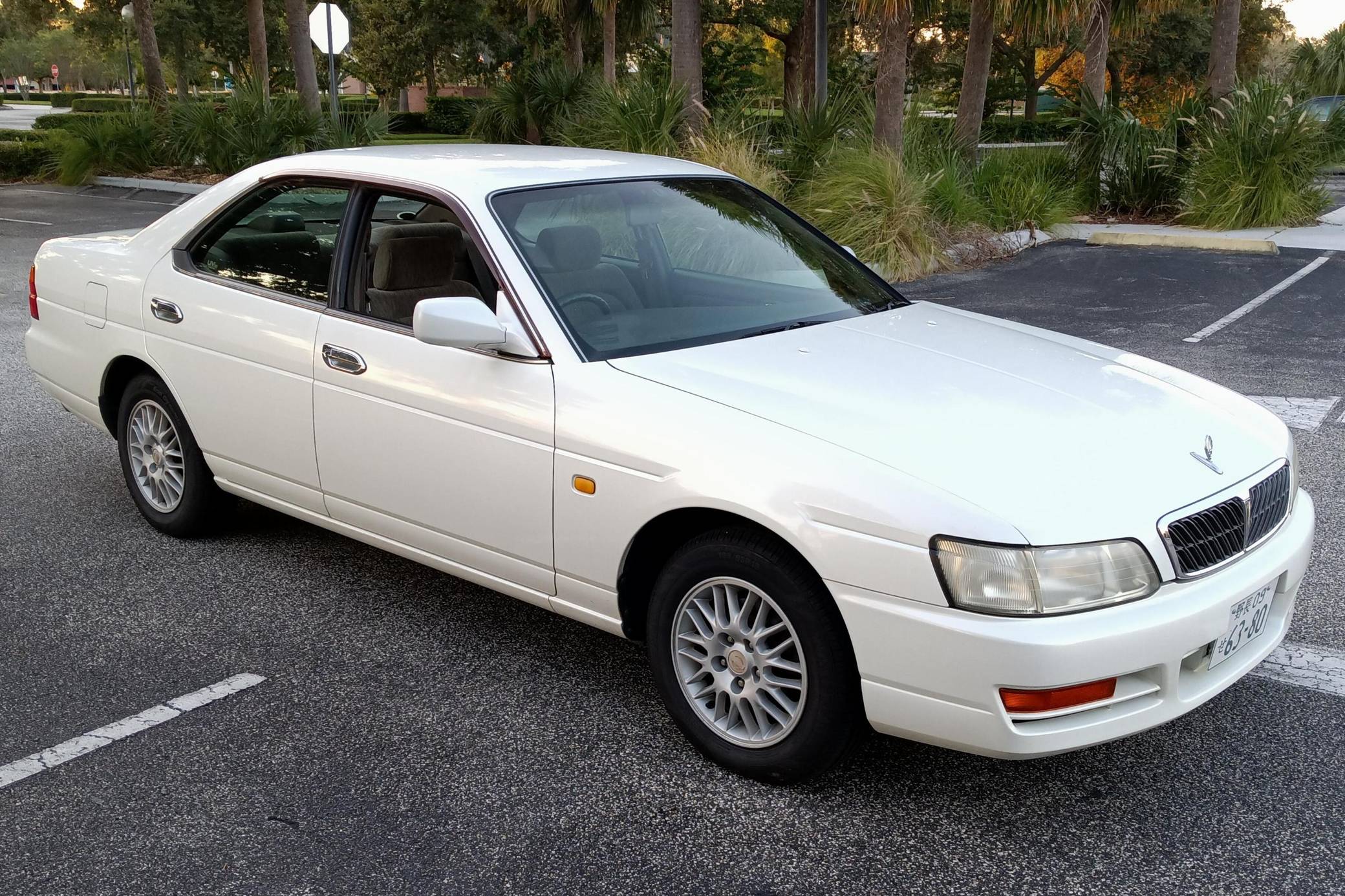1998 Nissan Laurel sold at auction for $6,500