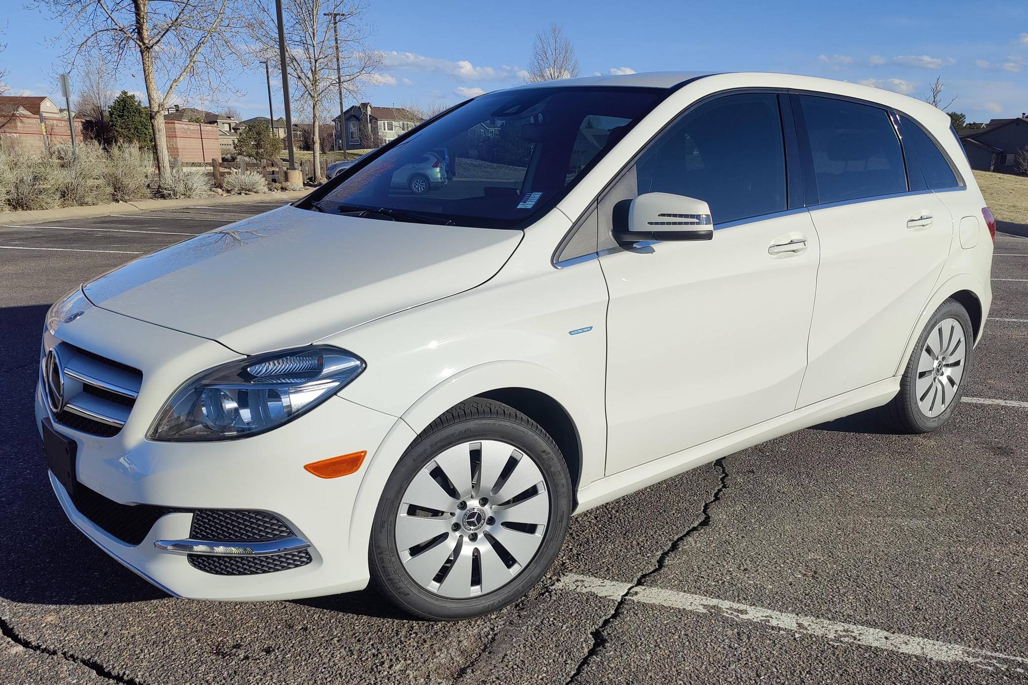 2017 Mercedes-Benz B-Class sold at auction for $7,217