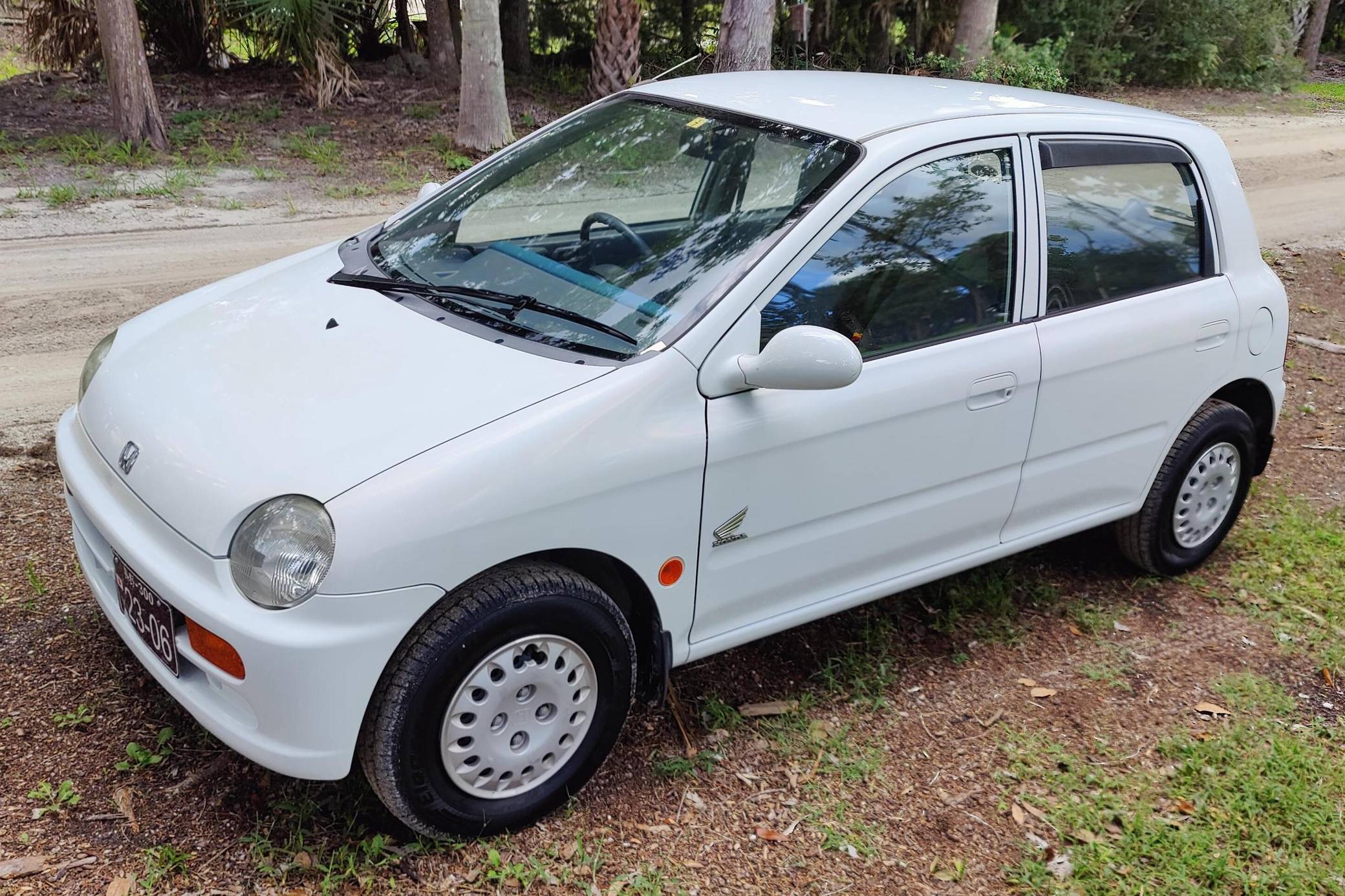 1995 Honda Today sold at auction for $4,600