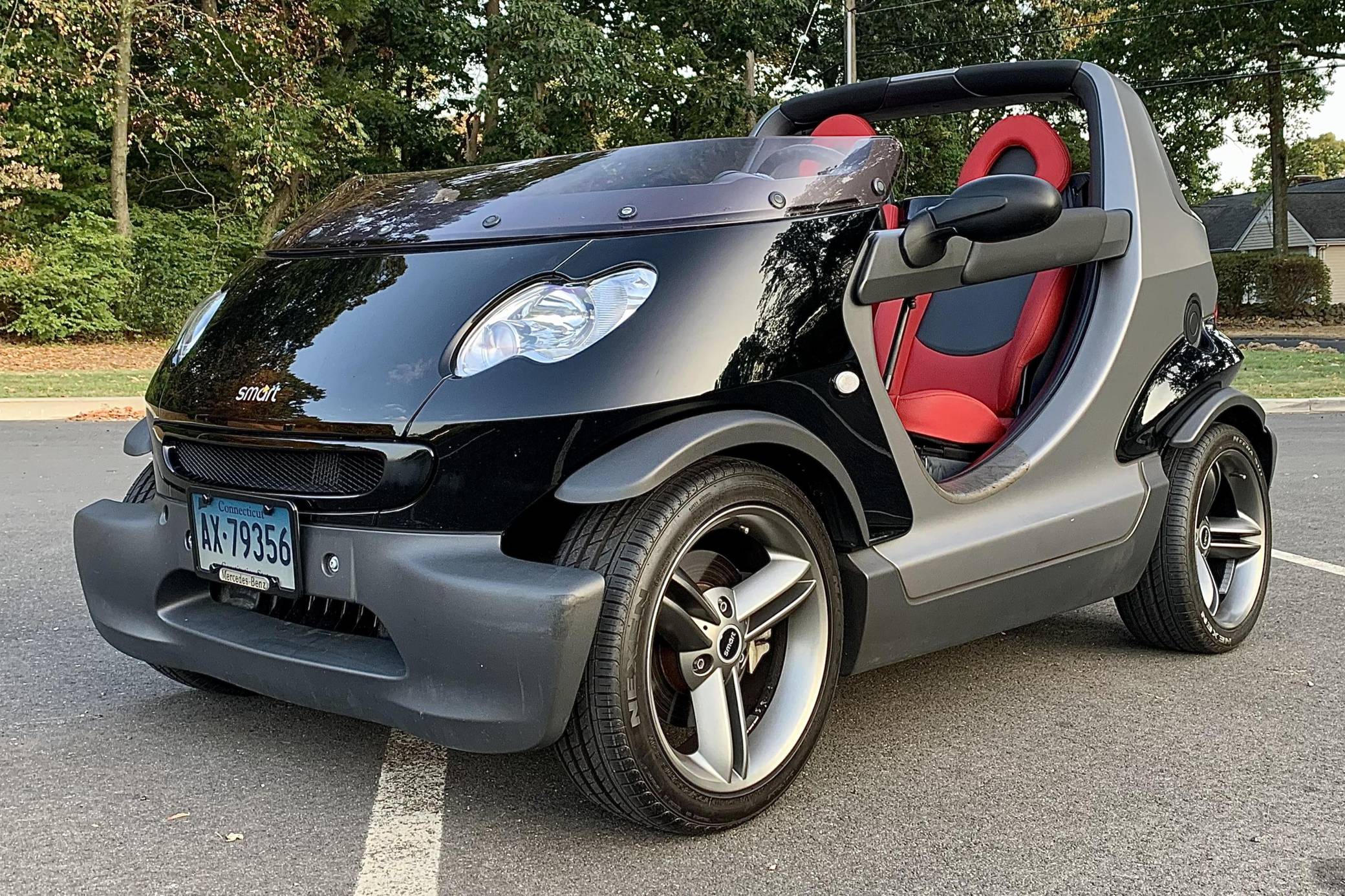 2003 Smart Crossblade sold at auction for $55,000