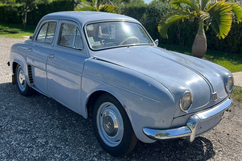 1959 Renault Dauphine sold at auction for $6,100
