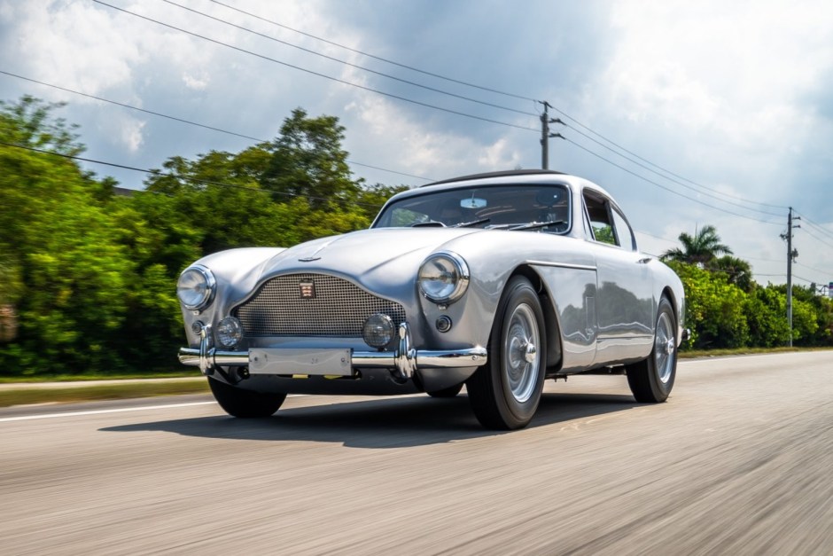 1957 Aston Martin DB2, DB2/4, and DB Mark III sold at auction for $190,000