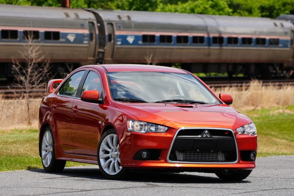 2009 Mitsubishi Lancer sold at auction for $17,000