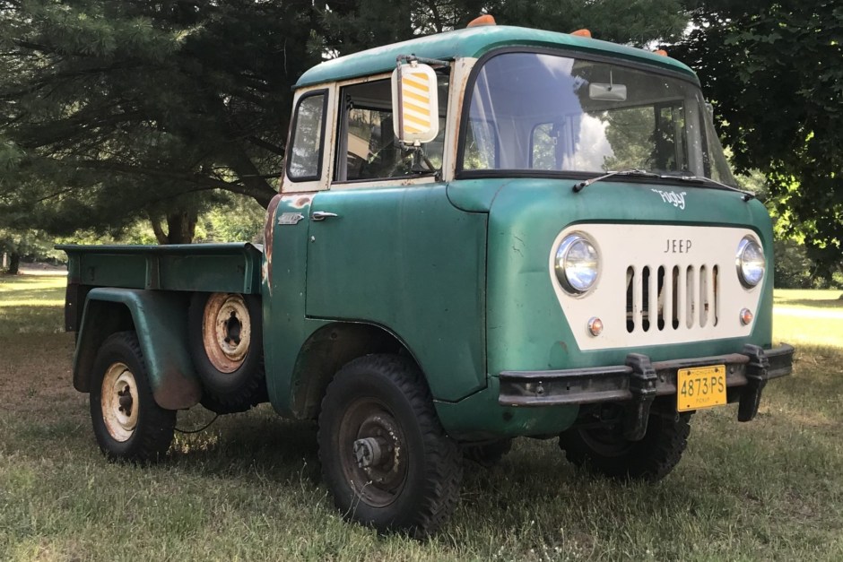 1960 Jeep Forward Control sold at auction for $20,250