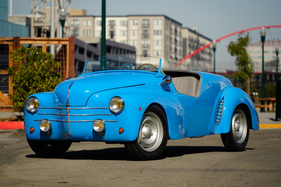 1950 Renault 4CV sold at auction for $23,751