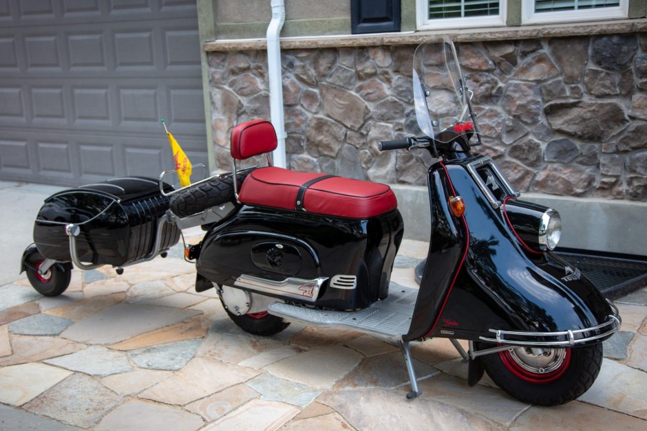 1961 Heinkel Tourist sold at auction for $7,500