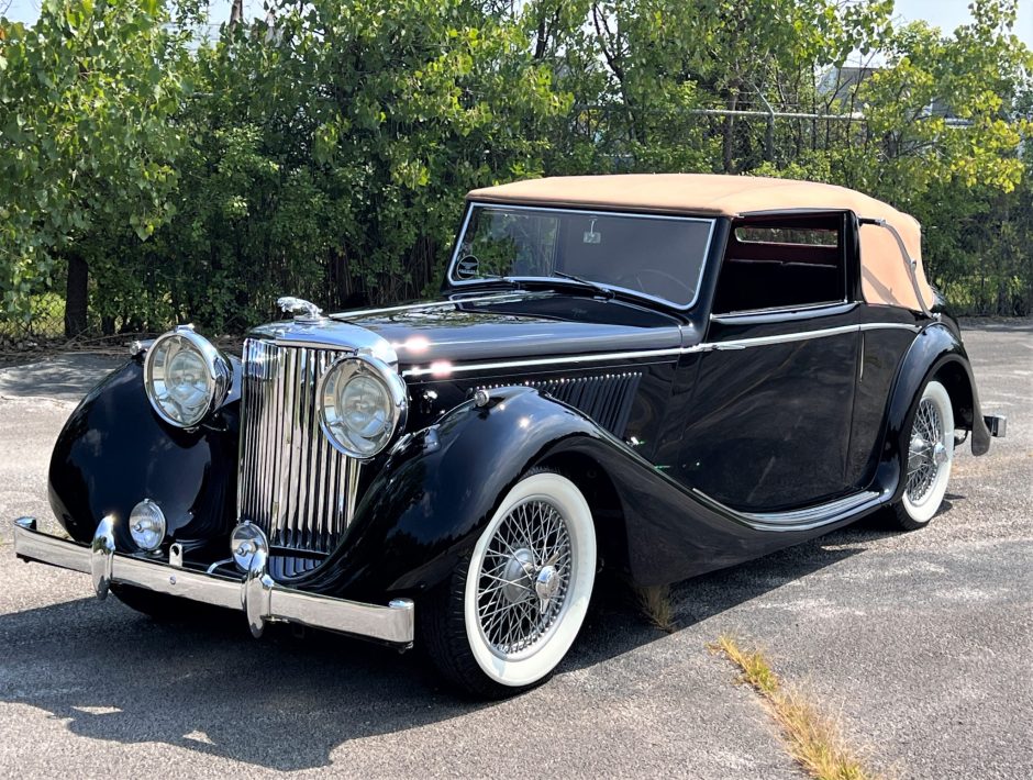 1948 Jaguar Mk IV sold at auction for $66,000