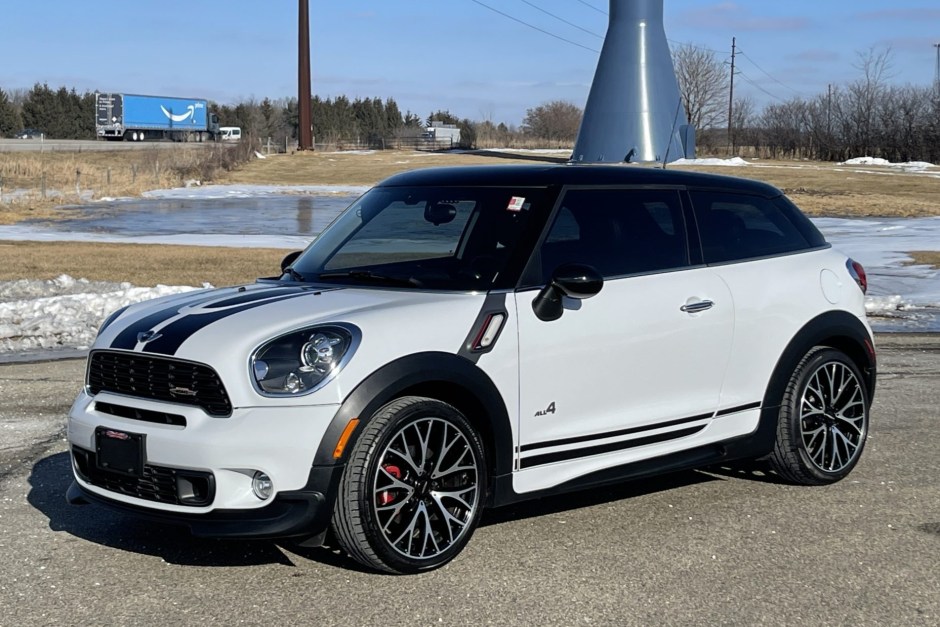 2013 Mini Paceman sold at auction for $25,000