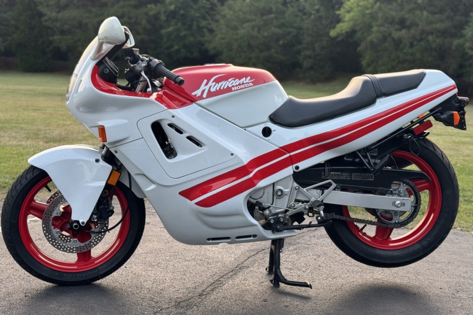 1987 Honda CBR600 sold at auction for $6,500