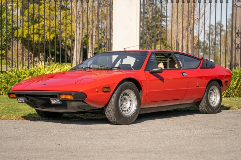 1975 Lamborghini Urraco sold at auction for $71,000