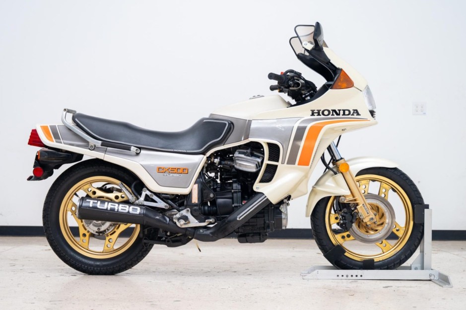 1982 Honda CX500 sold at auction for $4,800