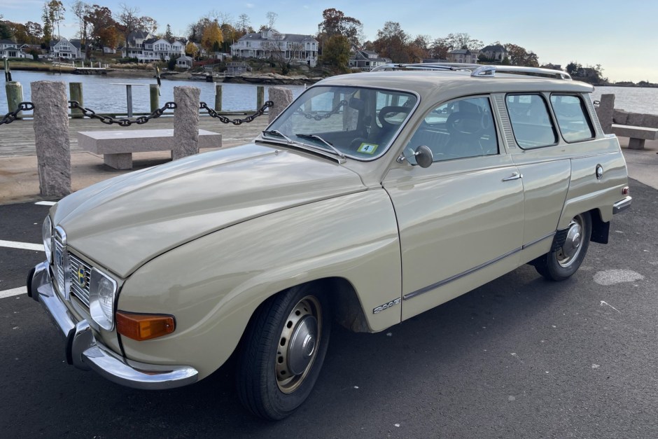 1971 Saab 95 sold at auction for $16,250