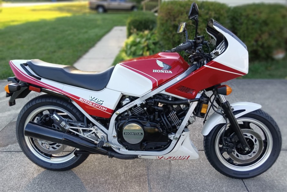1983 Honda VF750S sold at auction for $7,700