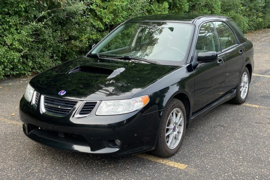 2005 Saab 9-2X sold at auction for $9,000