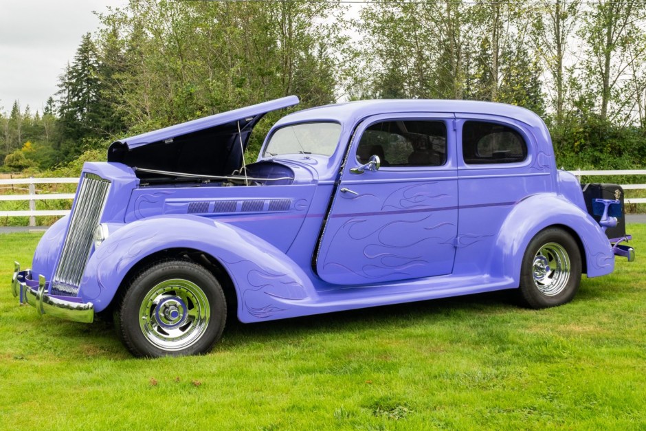 1935 Packard One Twenty sold at auction for $18,500