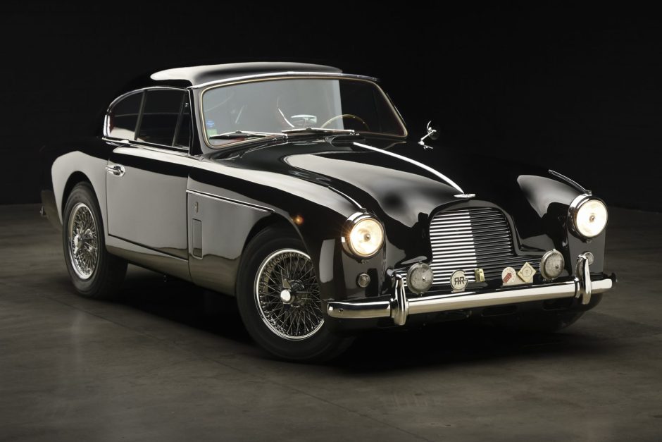 1957 Aston Martin DB2, DB2/4, and DB Mark III sold at auction for $112,000