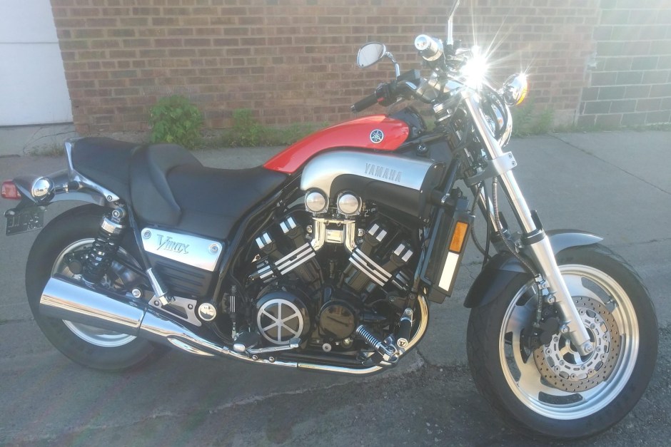 2001 Yamaha XT225 sold at auction for $5,600