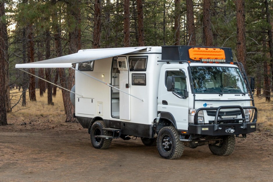 2019 Mitsubishi Canter sold at auction for $185,000