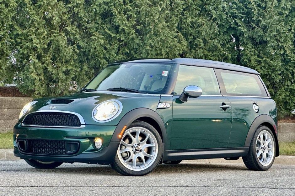 2012 Mini Clubman sold at auction for $15,750