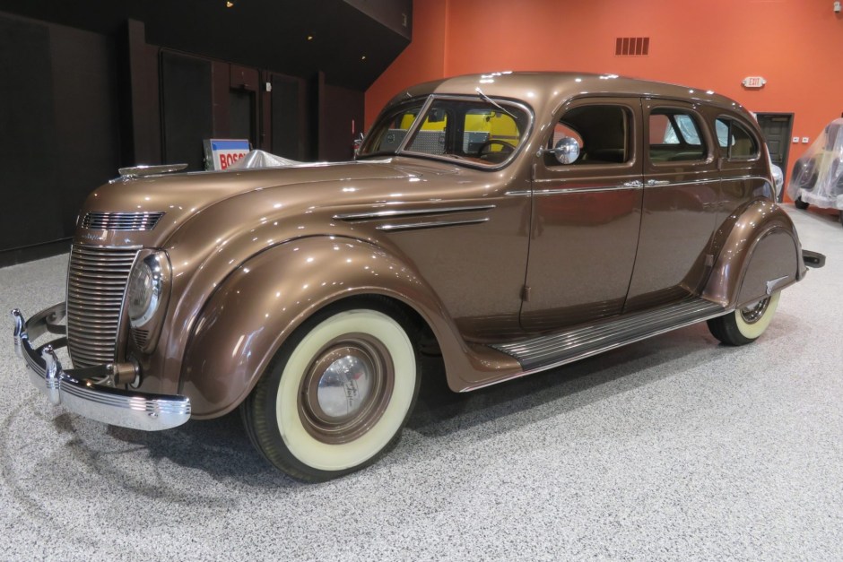 1937 Chrysler Airflow sold at auction for $21,000