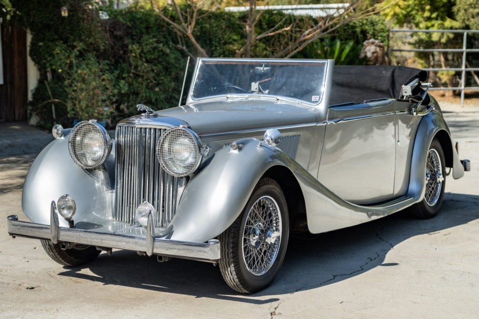 1948 Jaguar Mk IV sold at auction for $23,777