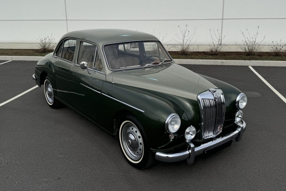 1957 MG Magnette sold at auction for $38,500