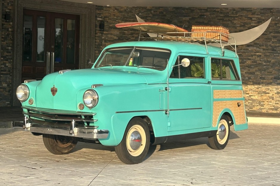 1950 Crosley Sedan, Convertible, & Wagon sold at auction for $10,351