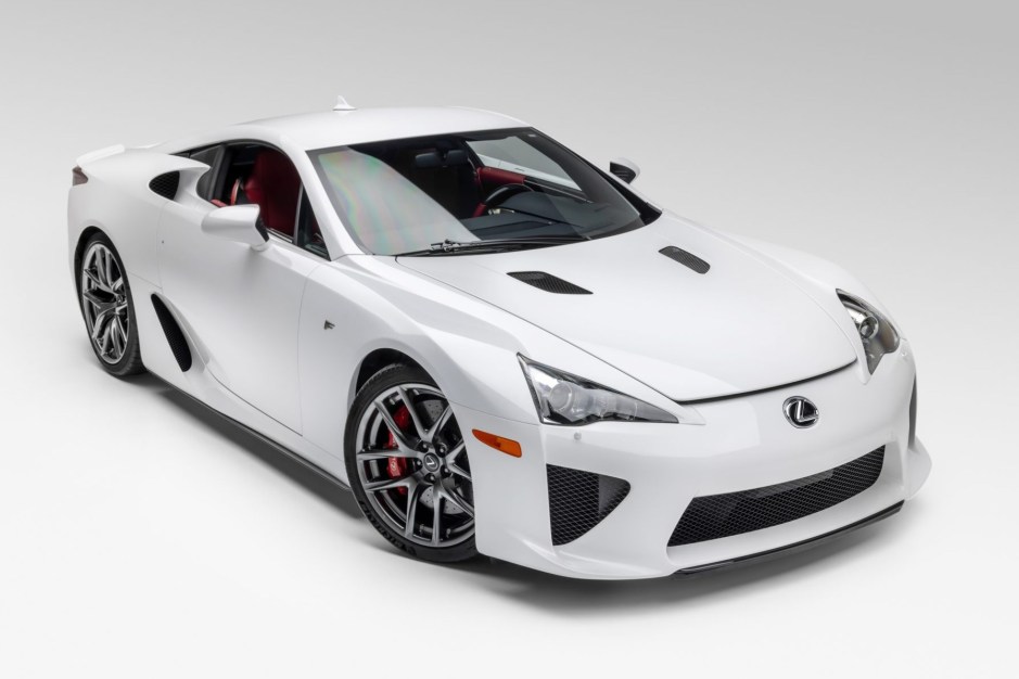2012 Lexus LFA sold at auction for $875,000