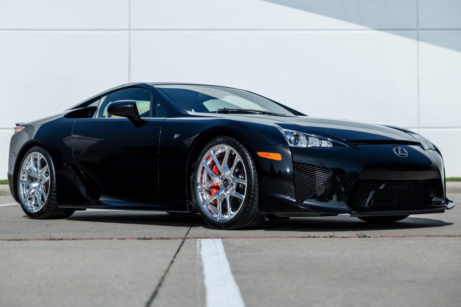 2012 Lexus LFA sold at auction for $786,000