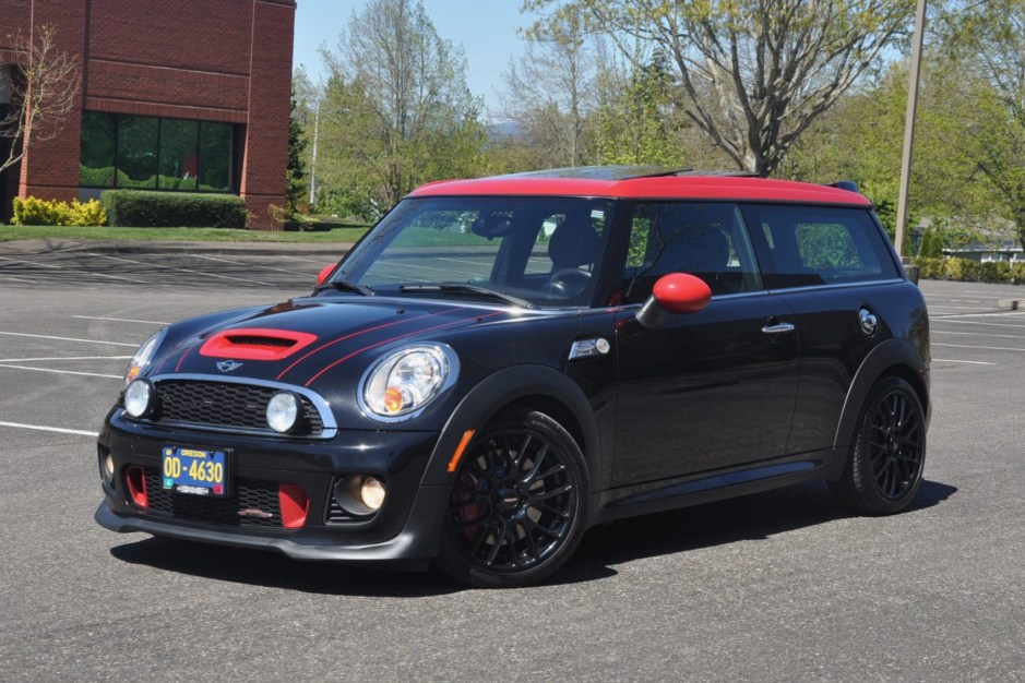 2013 Mini Clubman sold at auction for $11,650