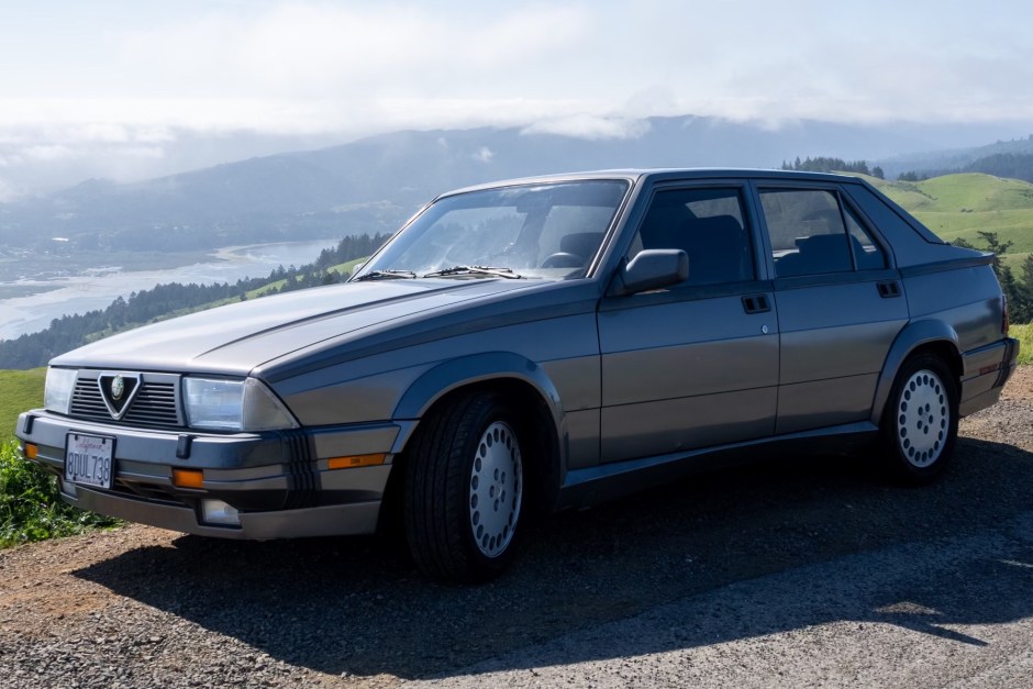 1989 Alfa Romeo Milano sold at auction for $12,694