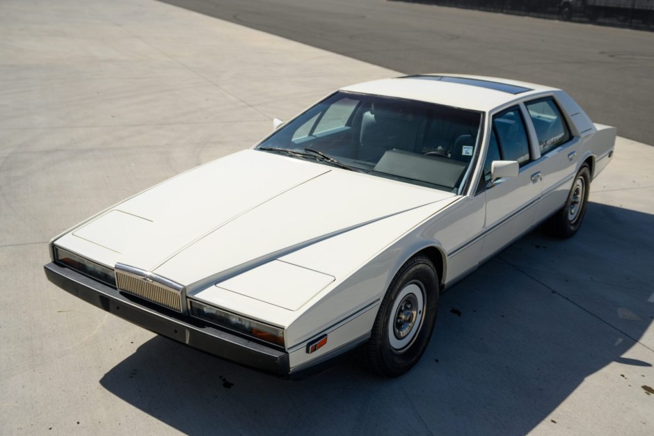 1982 Aston Martin Lagonda sold at auction for $47,000