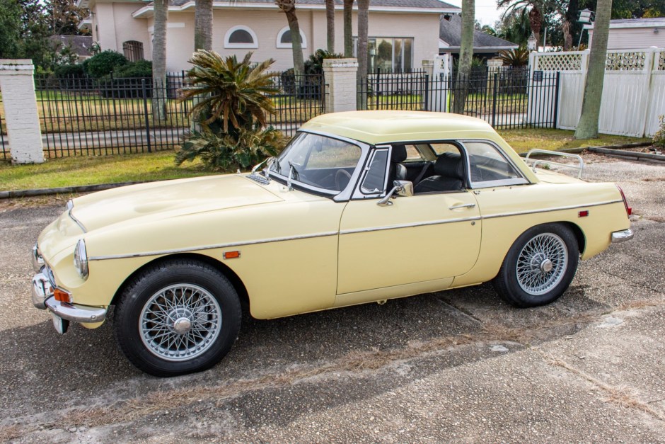 1969 MG C sold at auction for $10,100