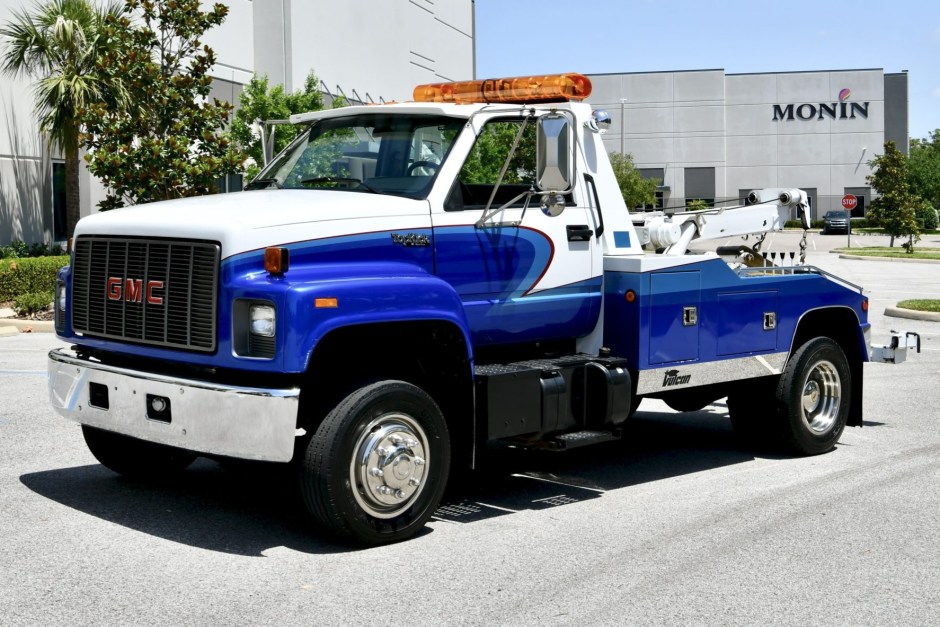 1995 GMC TopKick sold at auction for $17,275